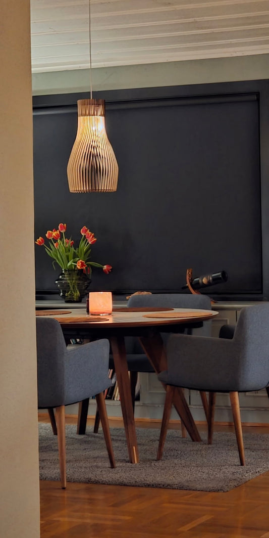 Dugg – Liten taklampe i tre | Håndlaget i Norge